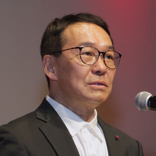 眞田岳彦
